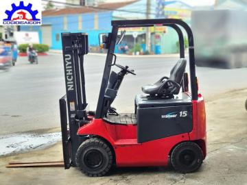 xe nâng điện unicarriers 1.5 tấn 2 tầng nâng ngồi lái