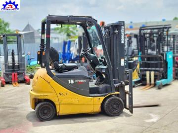 Xe nâng 1.5 Tấn Komatsu